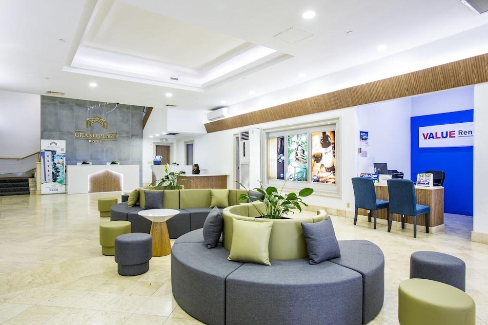 Grand Plaza Hotel Tumon Bagian luar foto