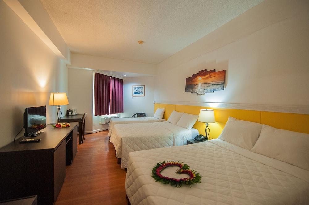 Grand Plaza Hotel Tumon Bagian luar foto