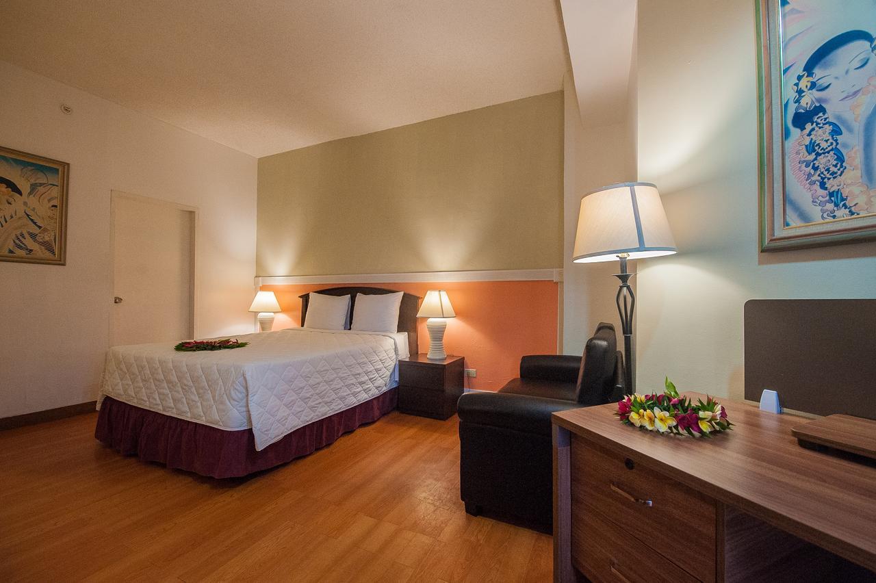 Grand Plaza Hotel Tumon Bagian luar foto