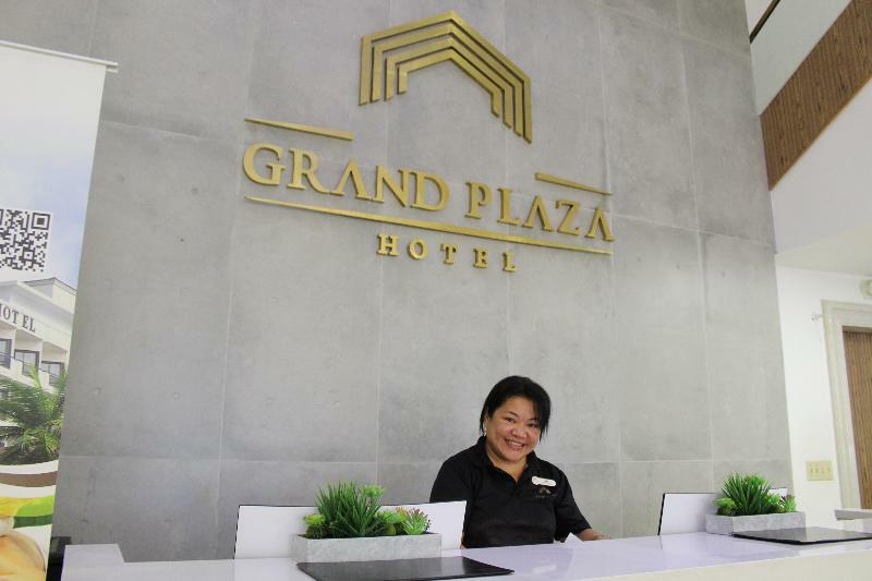 Grand Plaza Hotel Tumon Bagian luar foto
